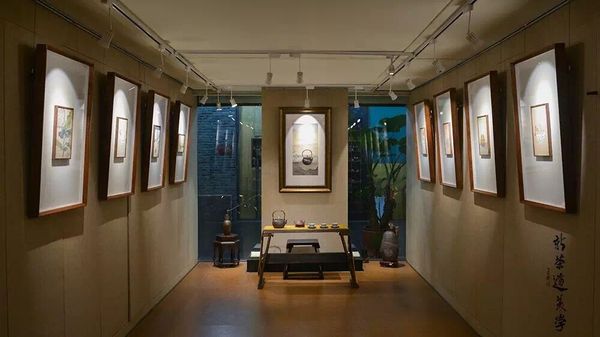 南京只有这里可以免费喝到百年老铁壶为您泡的茶！