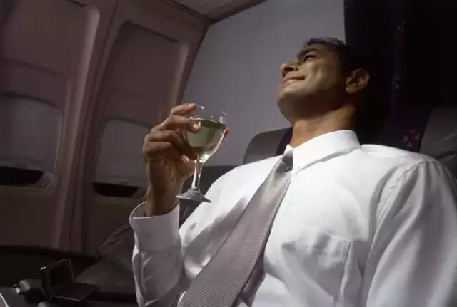 卖酒工作需要做些什么呢,卖酒的叫什么工作