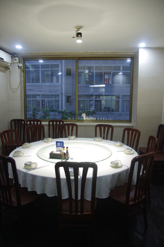 多变揽鲜又出新招：海鲜火锅霸王锅后这次出个五层塔！