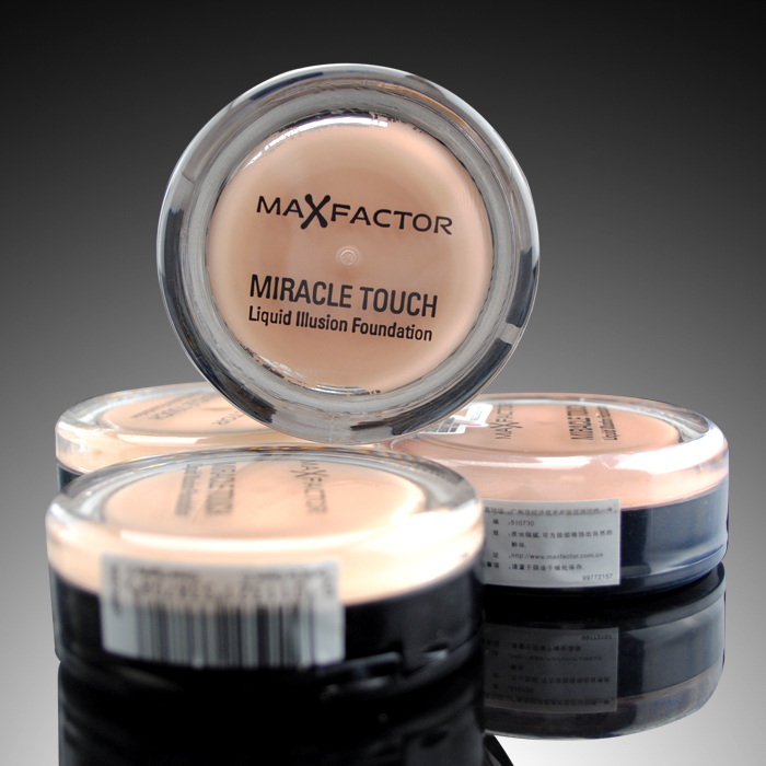 蜜丝佛陀水漾触感粉底霜40号11.5g,蜜丝佛陀粉底霜和粉底液哪个好用