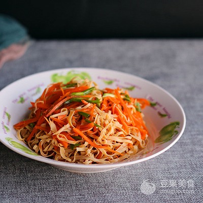 凉拌豆腐皮丝原味,太太乐凉拌菜