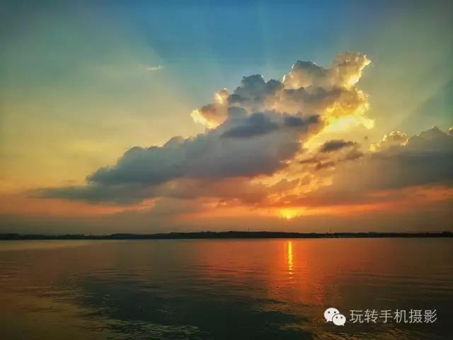 手机也能拍出这么好看的照片呀,不管什么手机都能拍出的好看照片