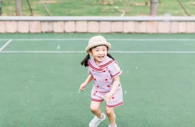 新手入门性价比高的微单相机推荐,3000元到4000元全画幅微单推荐