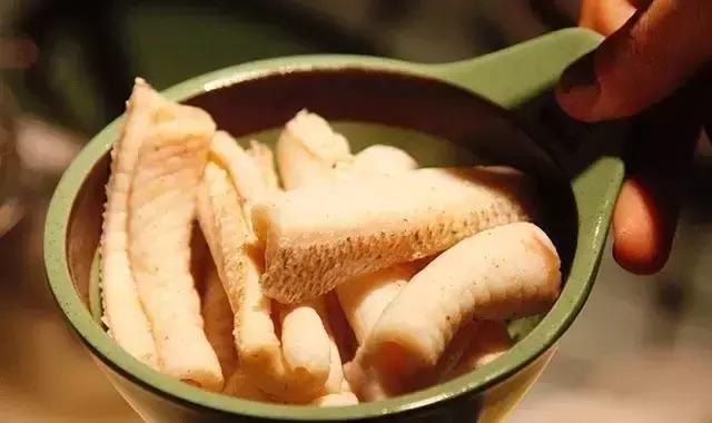 这家神奇的鱼火锅，一路从龙岗火到市中心，两年狂开7家分店！