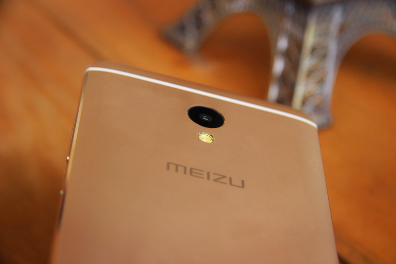 魅蓝e评测,魅族魅蓝e银色配置