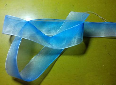 如何用丝带编蝴蝶结发卡,丝带diy蝴蝶结发卡图片教程