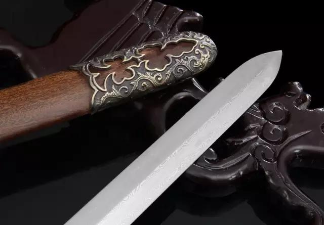 花纹钢乾隆宝剑,乾隆年制宝剑