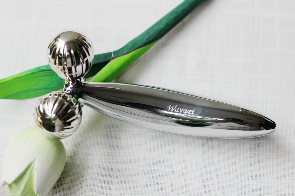 频繁“打飞的”，必备技能为面子形象工程背书