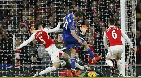 足球场上的你大爷还是你大爷,你大爷还是你大爷踢球