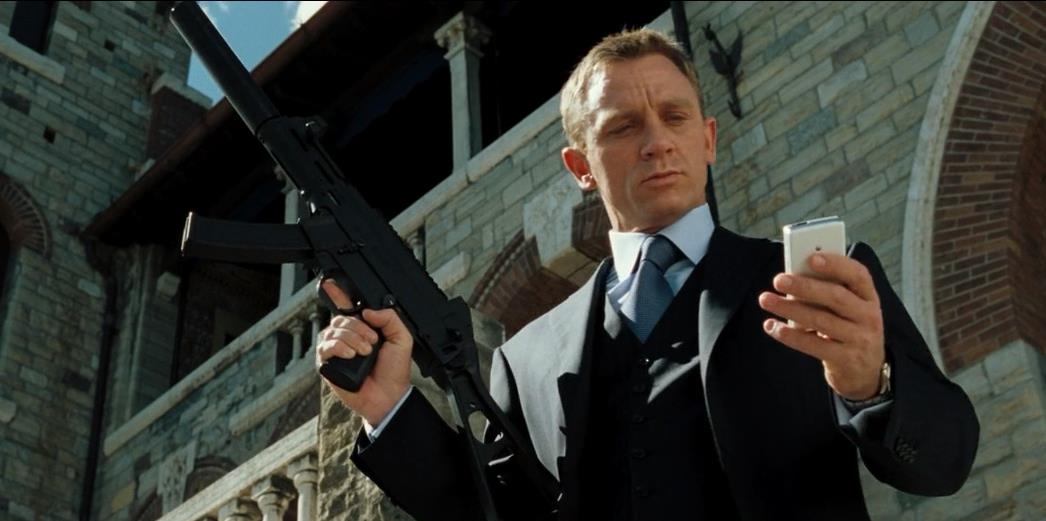 还记得06年的索尼吗，《007：皇家*场赌**》中那些数码科技
