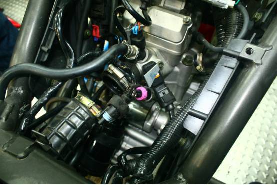 一探究竟！专业拆解告诉你RZ3何以称为“街霸”