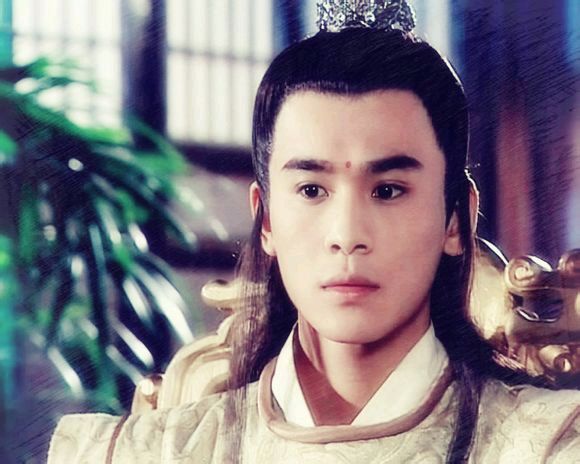 他是赛华佗，是苏珩，是欧阳少恭，变身逗比竟也没砸男神牌子