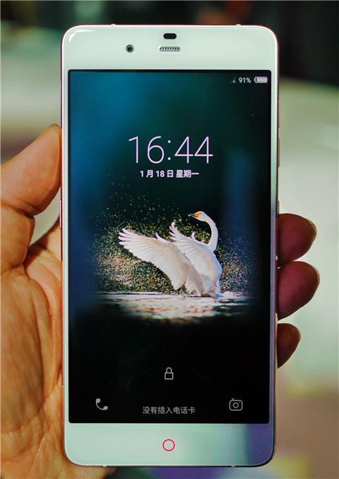 布拉格S体验：颜值手感不负众望