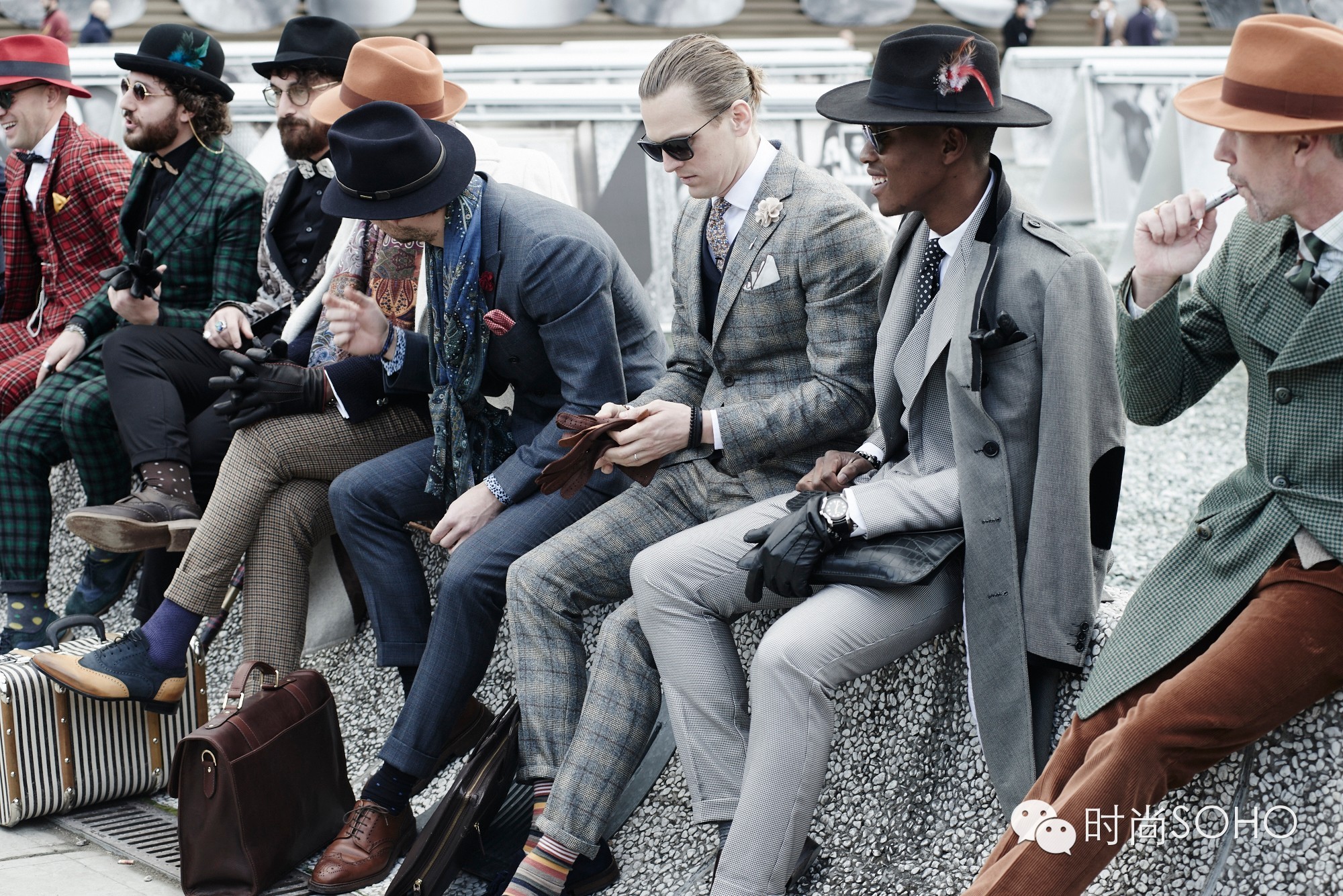 意大利花花公子告诉男人们一个真理：越骚越浪越有市场！