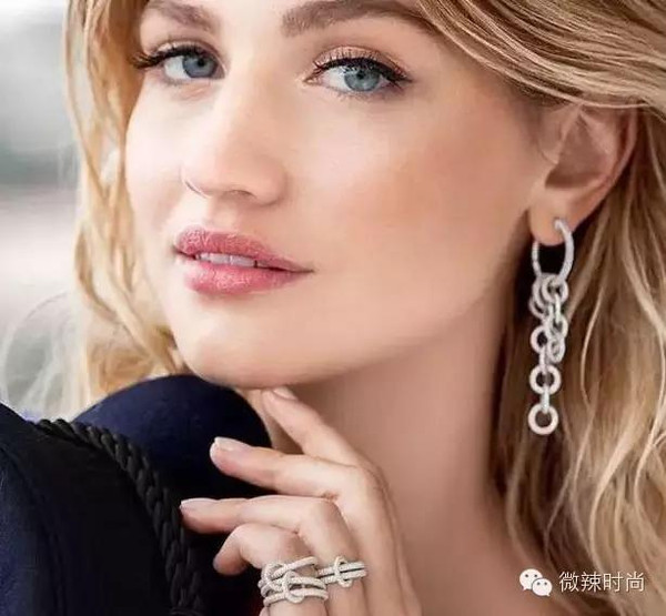 娉曞浗apm棣栭グ鍝佺墝,娉曞浗鏂拌吹