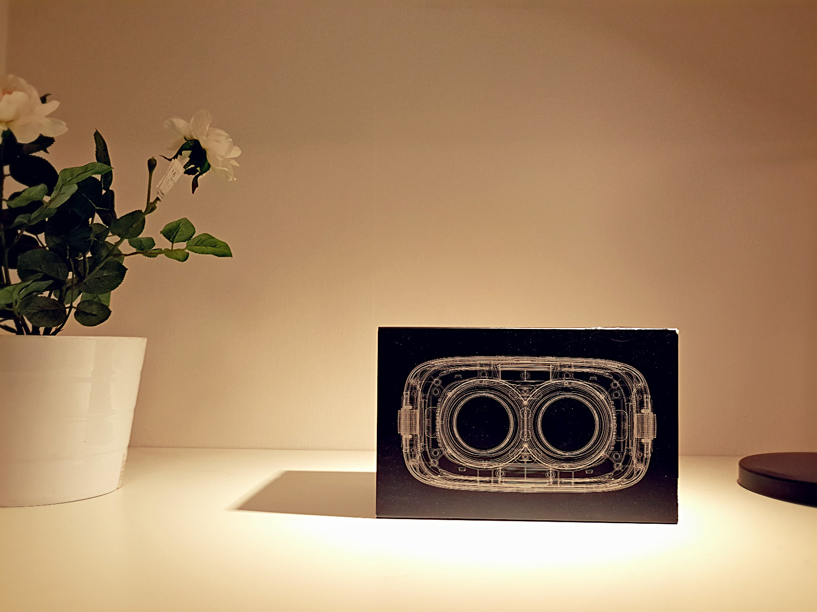 vr眼镜看小视频可以身临其境嘛,普通vr眼镜看手机上的视频效果