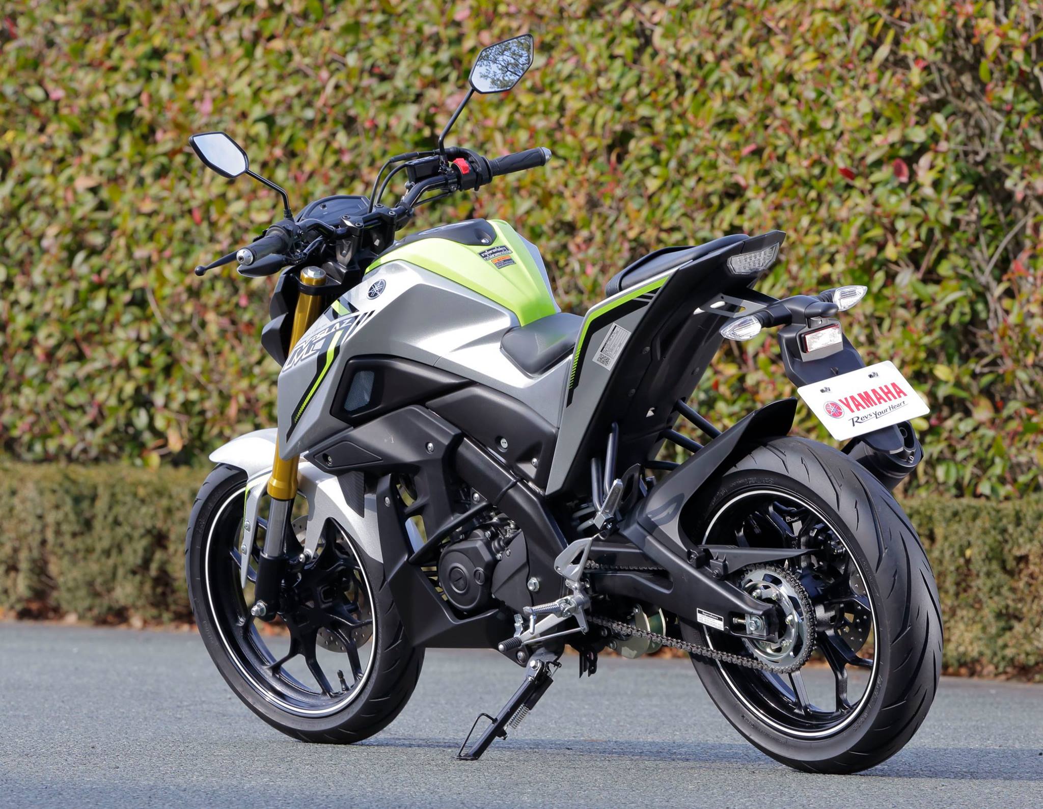 雅马哈复古150实车图,最新款的雅马哈150cc