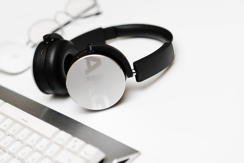 akg耳机y50bt,akgy50bt降噪吗