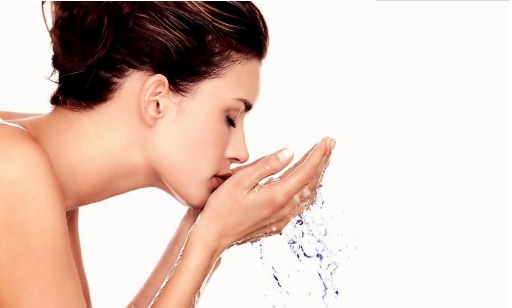 哪个牌子的芦荟胶保湿效果好,为什么芦荟胶适用油皮