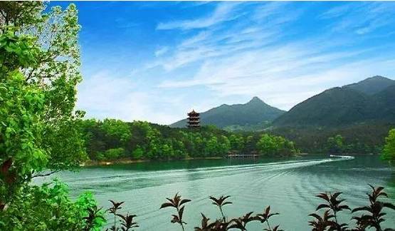 秋老虎时节到哪避暑最好,秋老虎来了要注意什么