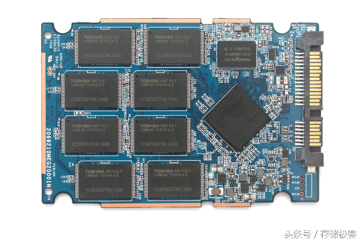 东芝q300固态硬盘速度,q300固态