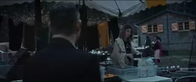 我丝毫不怀疑，这位导演曾来过云南尝过“毒蘑菇”