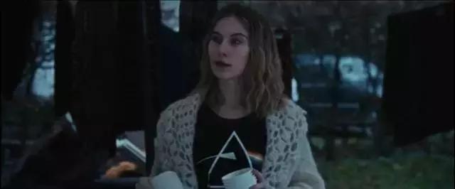 我丝毫不怀疑，这位导演曾来过云南尝过“毒蘑菇”