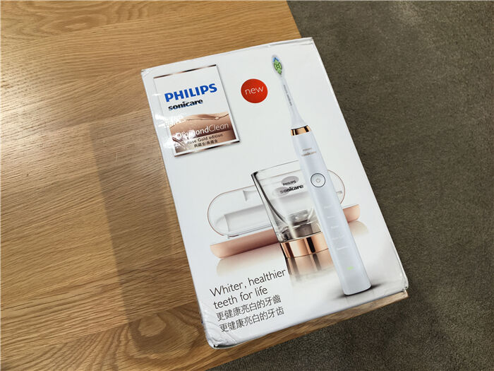 飞利浦电动牙刷刷牙示范,你真的会刷牙吗高清图片