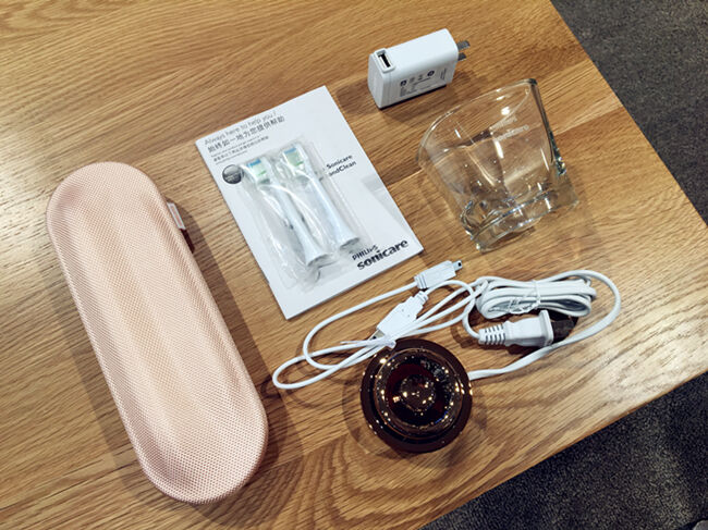 飞利浦电动牙刷刷牙示范,你真的会刷牙吗高清图片