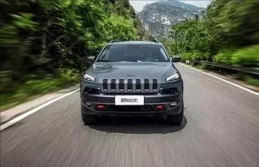 硬派越野车吊打suv,途观l与奥迪q5哪个性价比最高