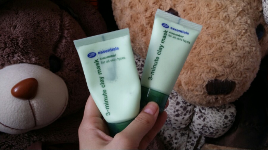 女孩离不开面膜,女孩子离不开护肤品