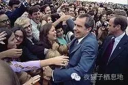 看完《谍影重重》你还不明白为什么CIA那么讨人厌？