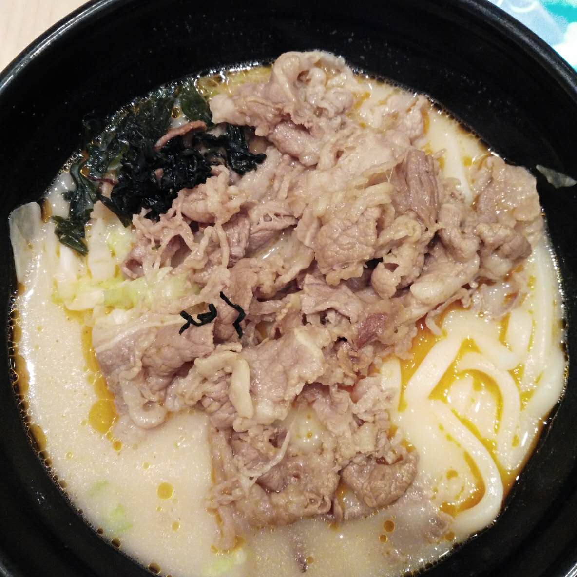 半个小时深圳去香港，就去还没被代购占领的荃湾，尽情吃吃买买