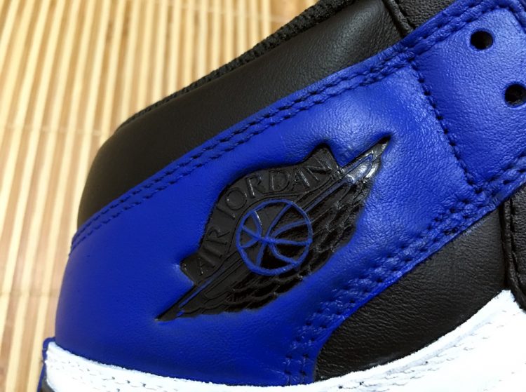 aj1禁穿黑红樱木,aj1倒钩藤原浩低帮真假