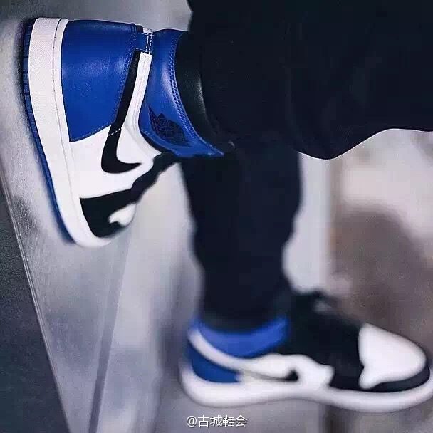 aj1禁穿黑红樱木,aj1倒钩藤原浩低帮真假