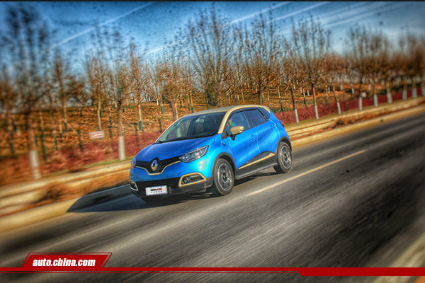 雷诺卡缤试驾视频教程,原汁原味车