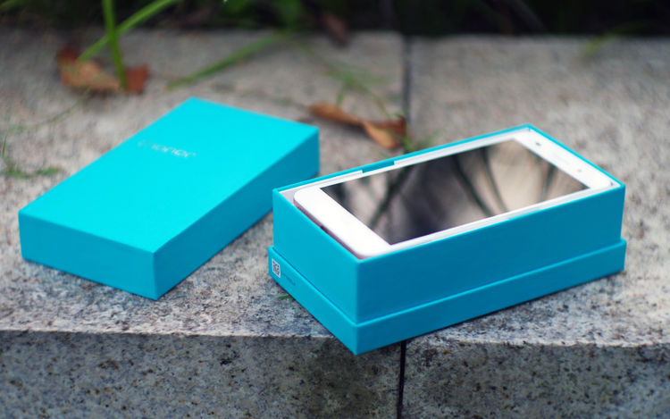 勇敢做自己展现牌,勇敢做自己新品