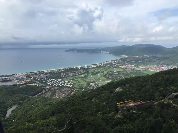 三亚跟团游5天4晚1000,三亚5天4晚跟团游攻略