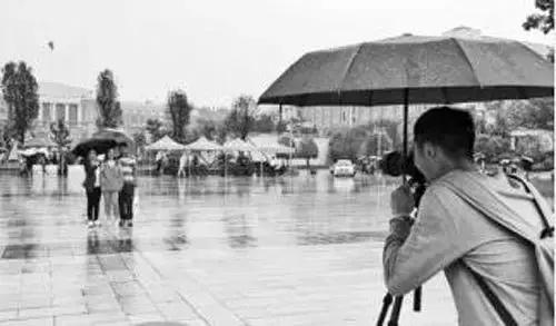 我只想开个学而已，为什么这么对我