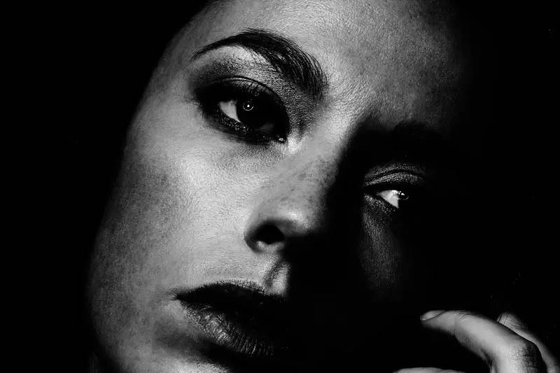 工作修图师,修图师如何给人物磨皮