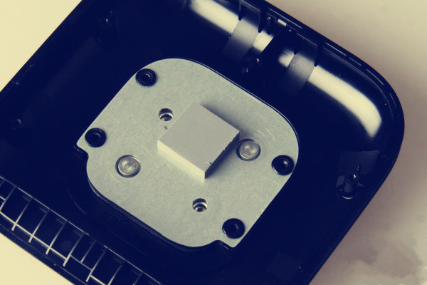 YunOS天猫魔盒1S硬件拆解