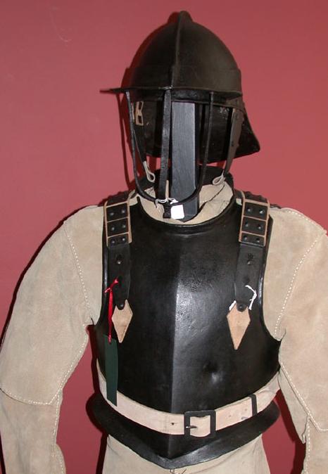 札甲和板甲哪个防御效果更好,西方板甲和东方甲胄谁更强