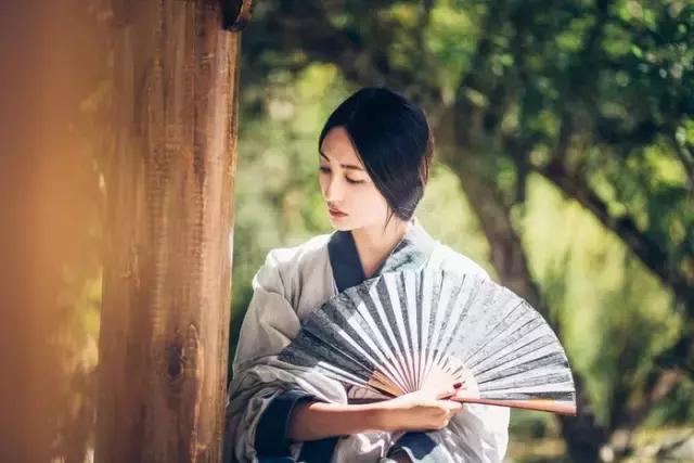 中国汉服穿搭女,好看的汉服搭配女
