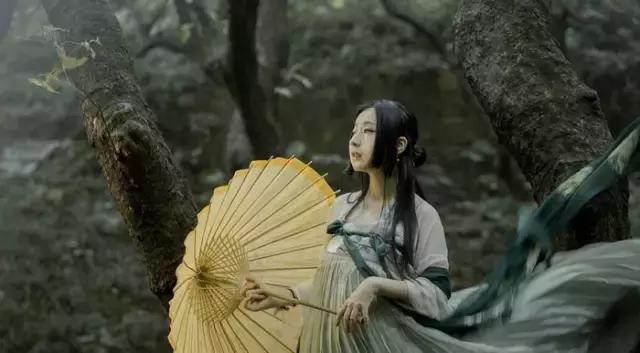 中国汉服穿搭女,好看的汉服搭配女