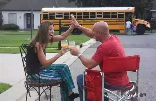 我只想开个学而已，为什么这么对我