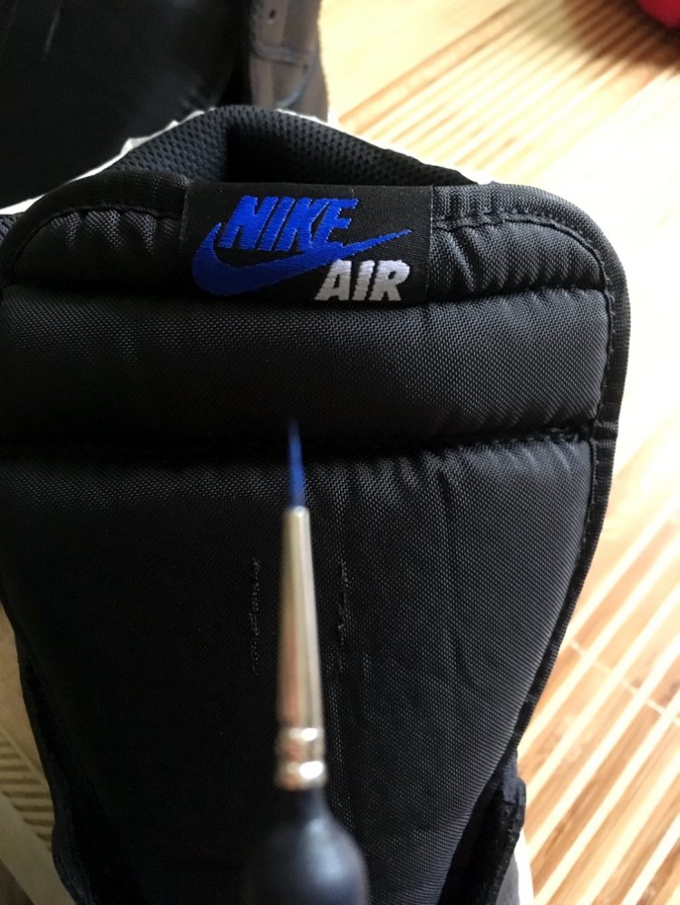 aj1禁穿黑红樱木,aj1倒钩藤原浩低帮真假