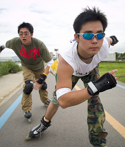 健身滑旱冰训练方法,冰雨健身减肥体操教程30分钟