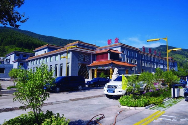 来五台山一定要住的酒店,五台山前三名宾馆推荐