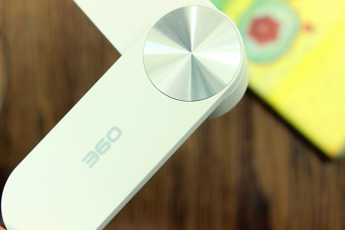 放弃自制易拉罐，360Wi-Fi信号扩展器让信号扩容更简单