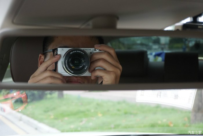 不期而遇怦然心动,不期而遇一见钟情